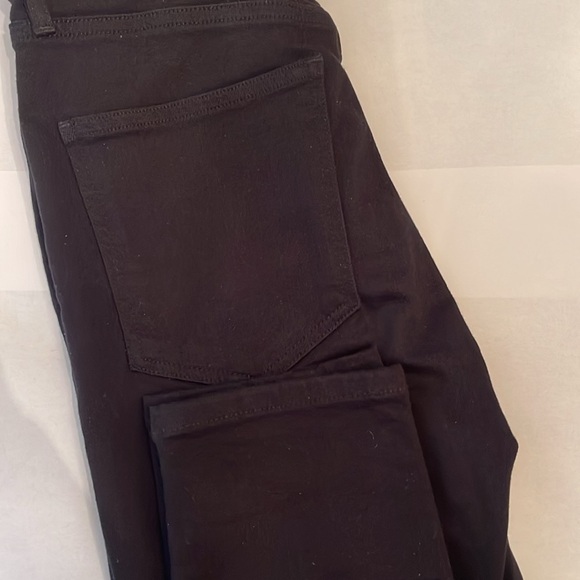 Aritzia Denim Forum “Lola” Jeans 26L - Picture 8 of 10